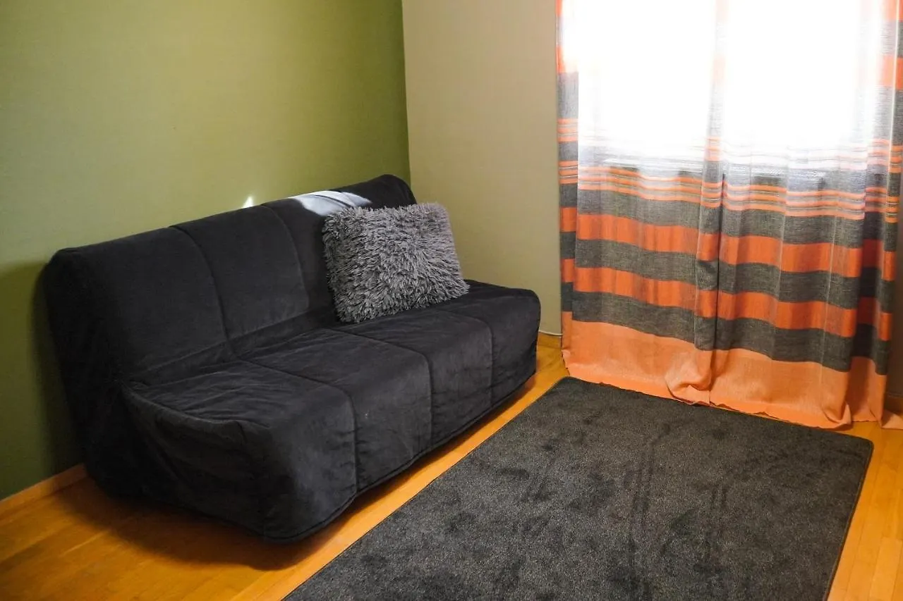 Westside City Apartment, 2 Bdrms, Vesta Philoxenia 테살로니키