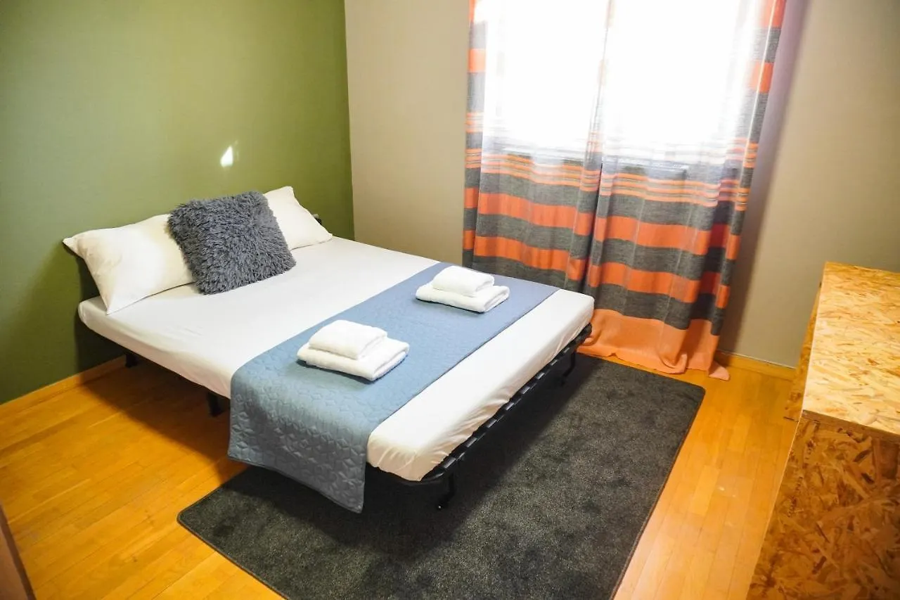 Westside City Apartment, 2 Bdrms, Vesta Philoxenia 테살로니키 아파트